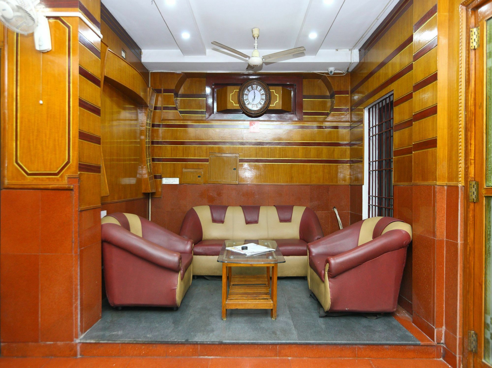 Oyo 9343 Jp Residency Ξενοδοχείο Ποντισερί Εξωτερικό φωτογραφία